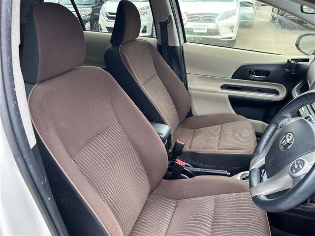 Toyota AQUA 2014 8237422-6