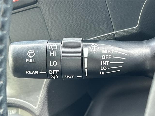 Toyota AQUA 2013 8237431-20