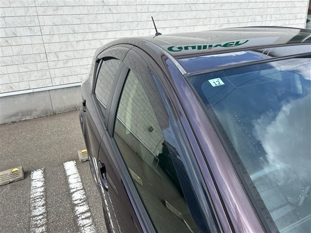 Toyota AQUA 2013 8237431-21