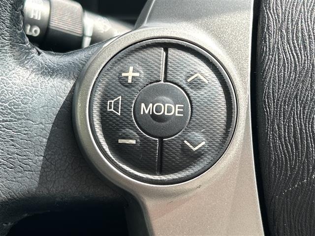 Toyota AQUA 2013 8237431-22