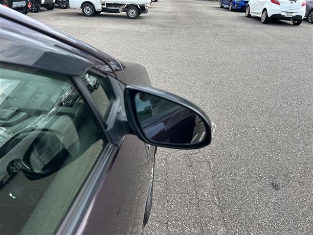 Toyota AQUA 2013 8237431-27