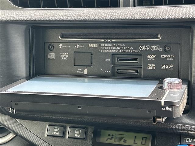 Toyota AQUA 2013 8237431-35