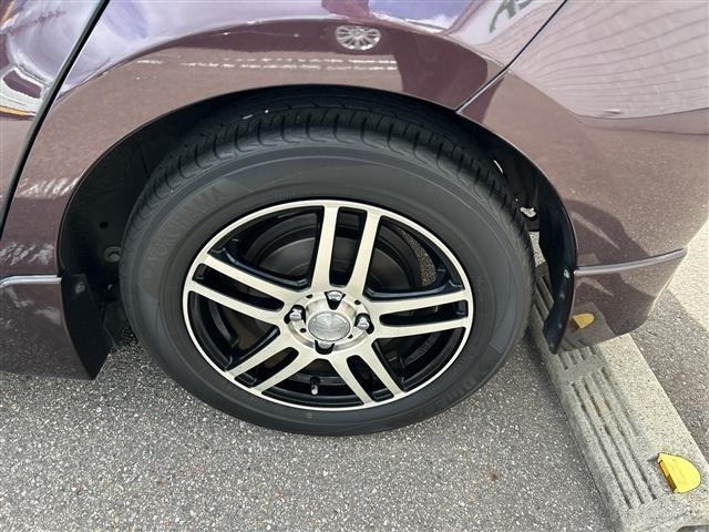 Toyota AQUA 2013 8237431-38