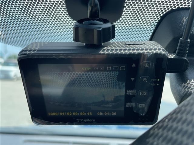 Toyota AQUA 2013 8237433-18