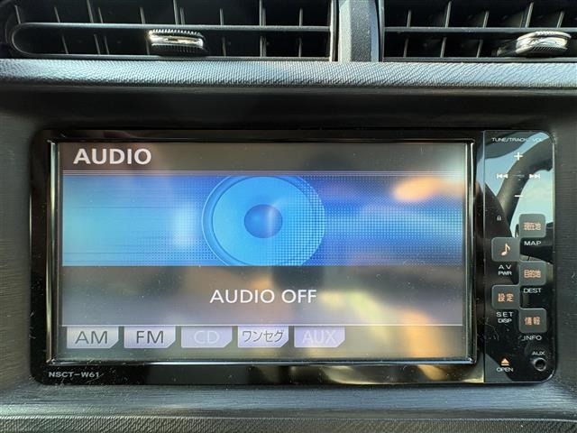 Toyota AQUA 2014 8237447-16