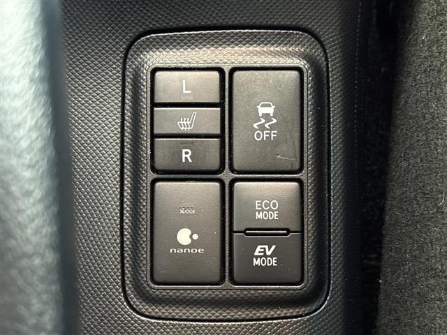 Toyota AQUA 2019 8237448-2