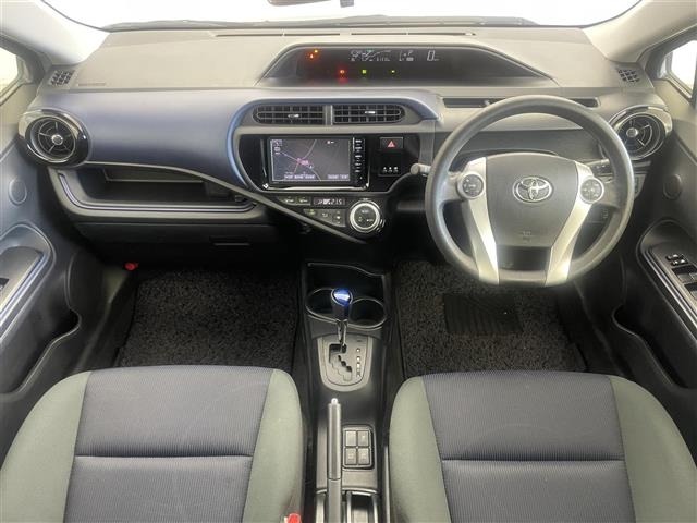 Toyota AQUA 2015 8237461-15