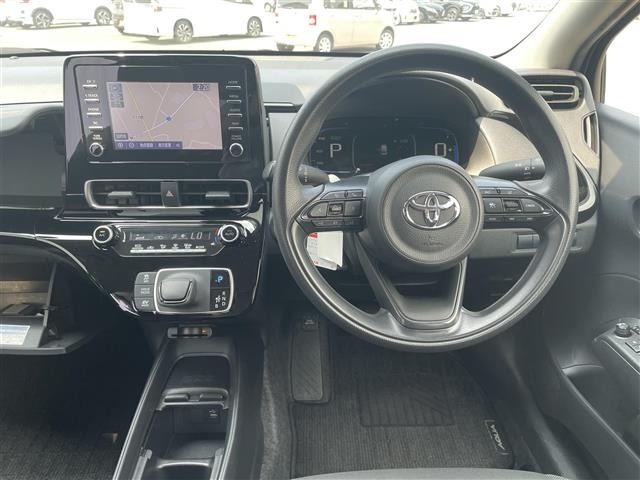 Toyota AQUA 2021 8237466-8
