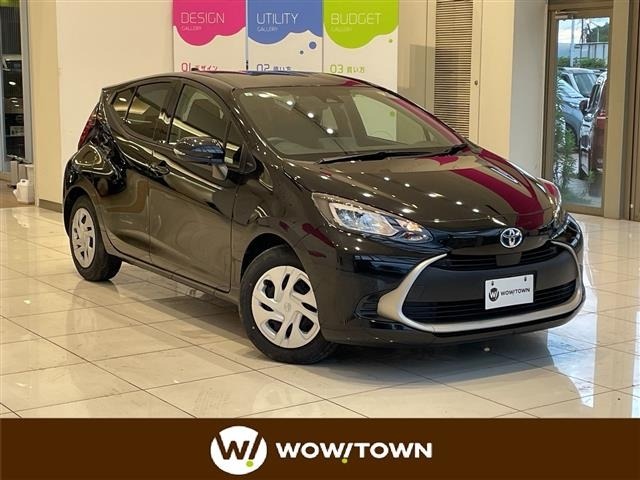 Toyota AQUA 2023 8237479-0