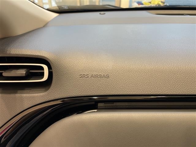 Toyota AQUA 2023 8237479-11