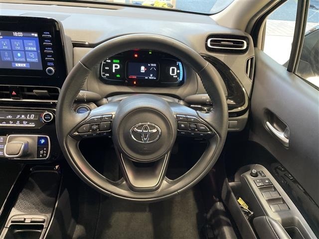 Toyota AQUA 2023 8237479-14
