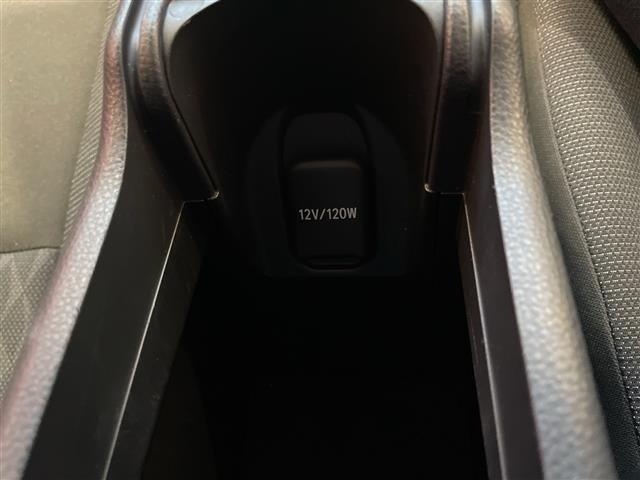Toyota AQUA 2023 8237479-18