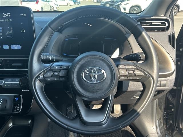 Toyota AQUA 2021 8237480-1