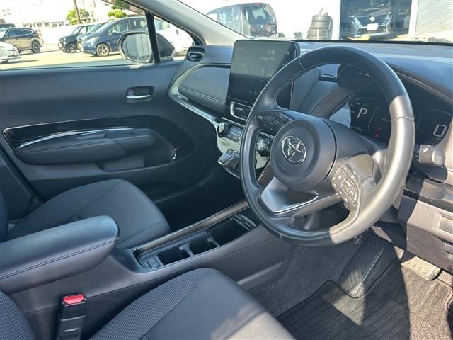 Toyota AQUA 2021 8237480-2