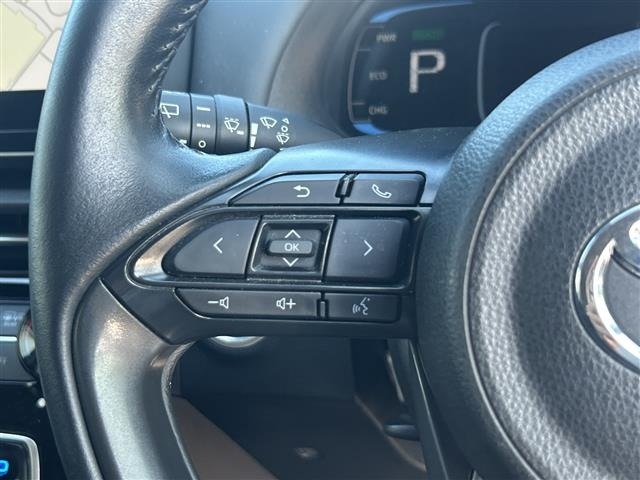 Toyota AQUA 2021 8237480-3