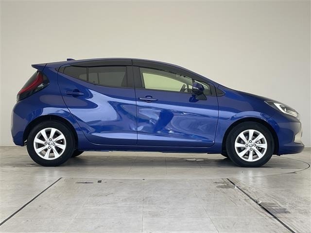 Toyota AQUA 2021 8237486-2