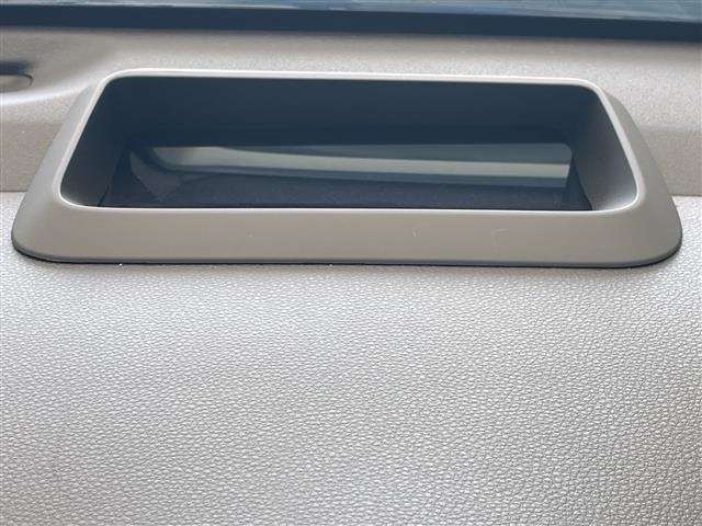 Toyota AQUA 2021 8237486-3
