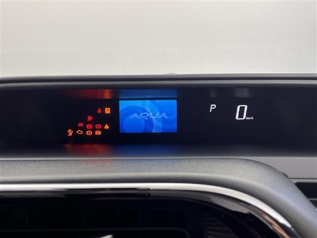 Toyota AQUA 2019 8237489-19