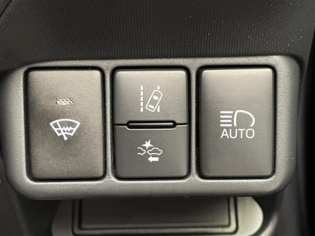 Toyota AQUA 2019 8237489-5
