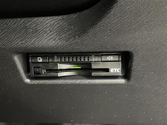 Toyota AQUA 2016 8237503-11