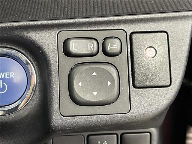 Toyota AQUA 2016 8237503-22