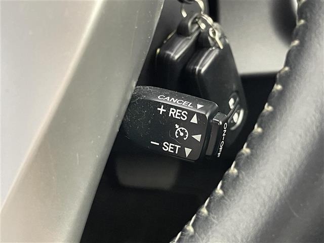 Toyota AQUA 2016 8237503-9