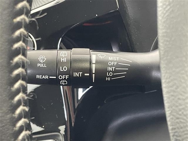 Toyota AQUA 2017 8237504-1