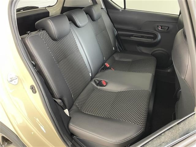 Toyota AQUA 2017 8237504-20