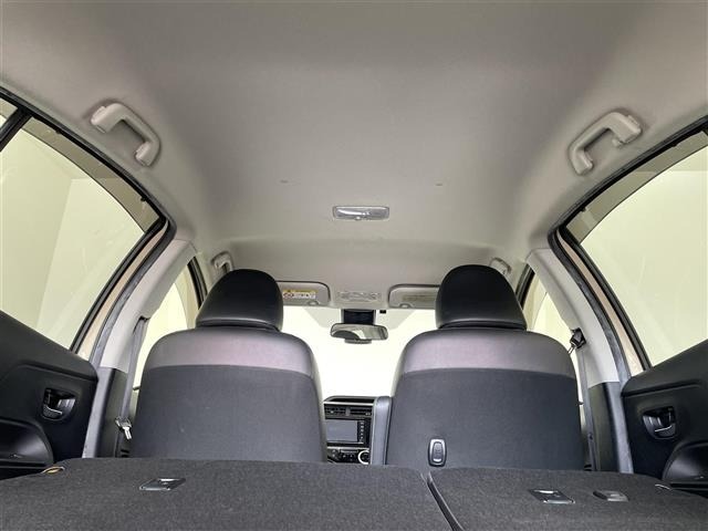 Toyota AQUA 2017 8237504-4