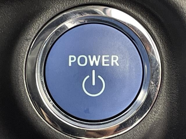 Toyota AQUA 2018 8237520-1