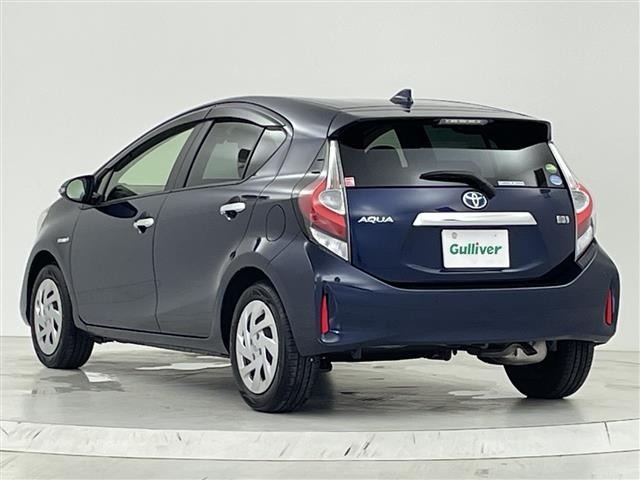 Toyota AQUA 2018 8237520-13