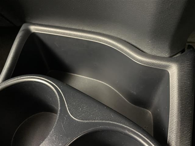 Toyota AQUA 2018 8237520-6