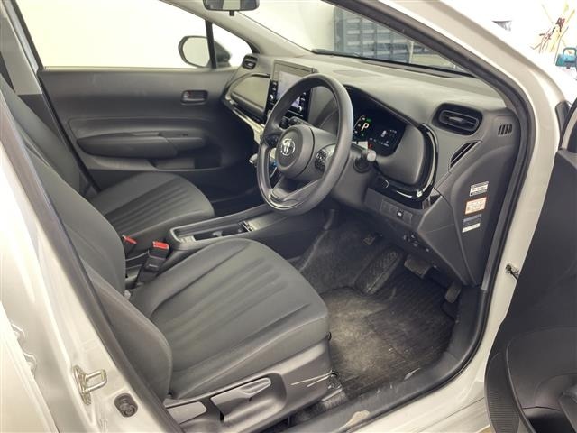 Toyota AQUA 2023 8237521-1