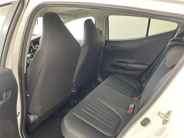 Toyota AQUA 2023 8237521-10