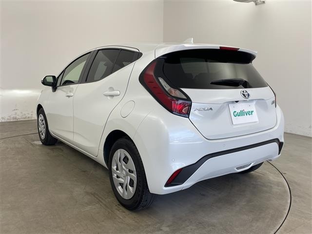 Toyota AQUA 2023 8237521-13