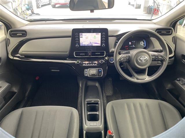 Toyota AQUA 2023 8237521-14