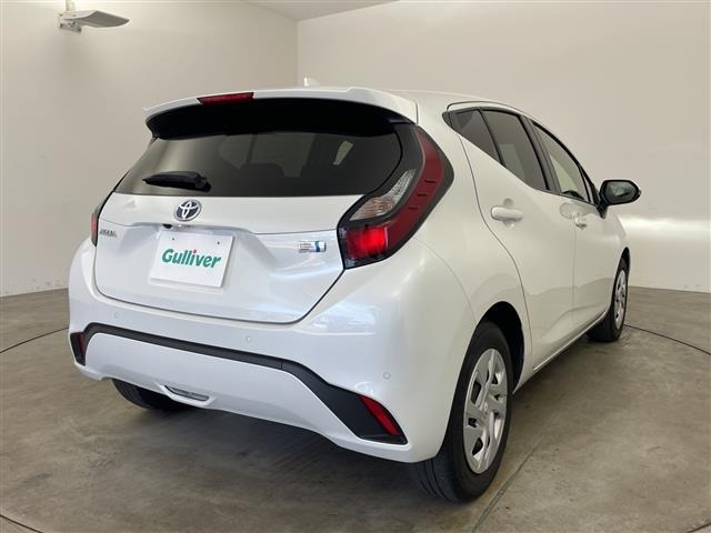 Toyota AQUA 2023 8237521-16