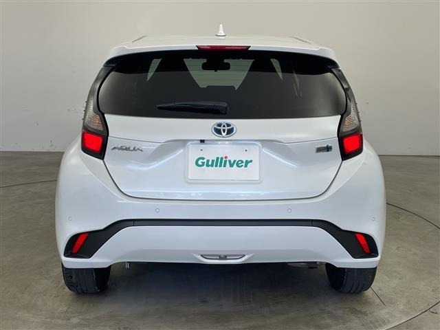 Toyota AQUA 2023 8237521-18