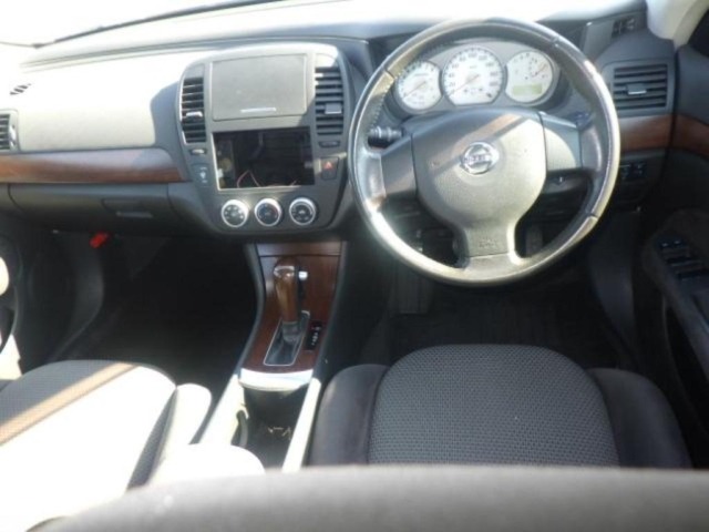 Nissan BLUEBIRD SYLPHY 2006 8244531-3