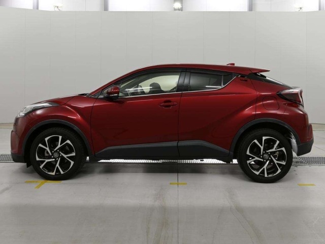 Toyota C-HR 2017 8240191-4