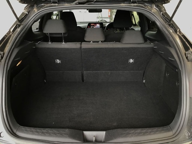 Toyota C-HR 2018 8240202-7