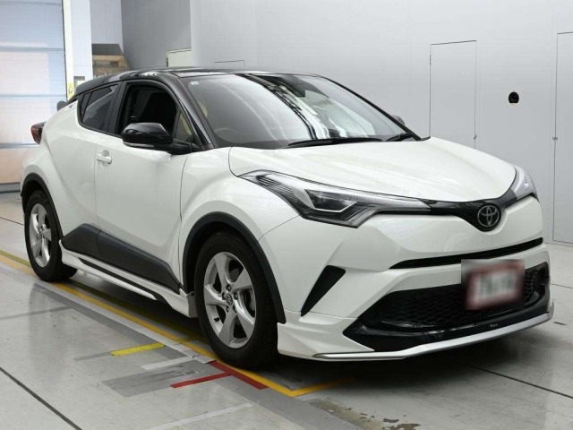 Toyota C-HR 2019 8240217-5
