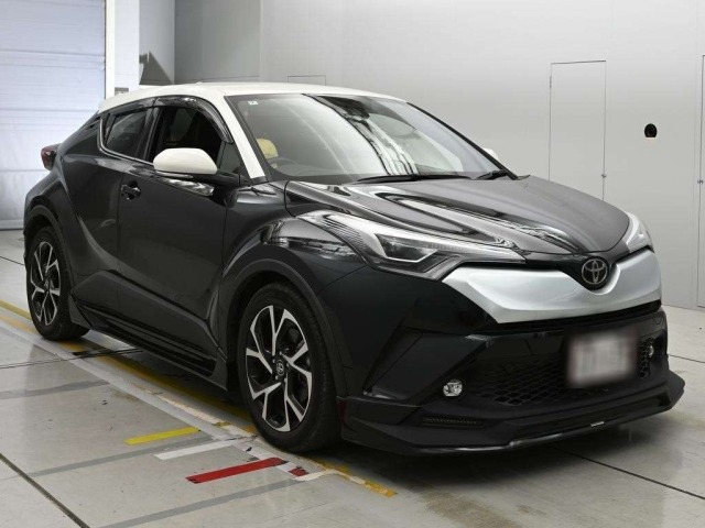 Toyota C-HR 2018 8240218-5