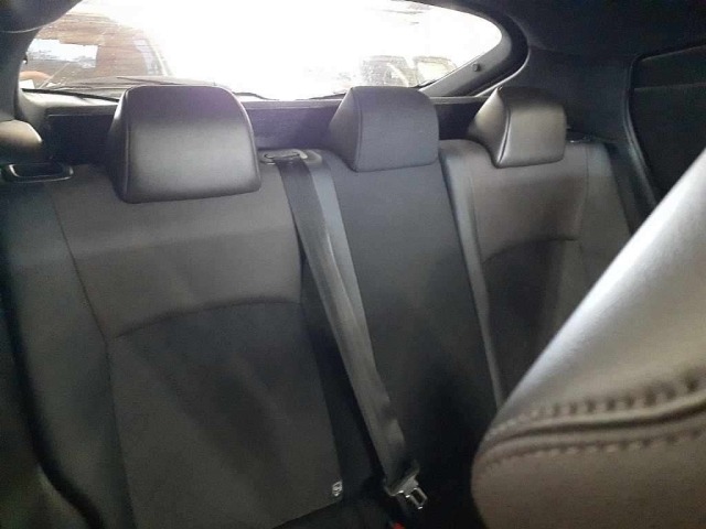 Toyota C-HR 2016 8240220-11