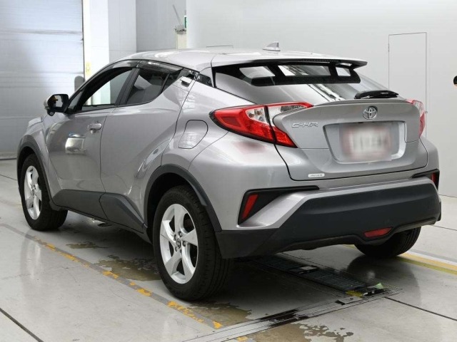 Toyota C-HR 2017 8240223-6