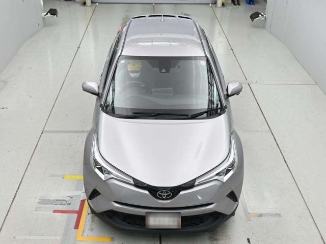 Toyota C-HR 2017 8240223-7