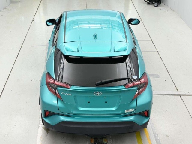 Toyota C-HR 2018 8240224-8