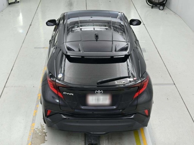 Toyota C-HR 2021 8240225-8