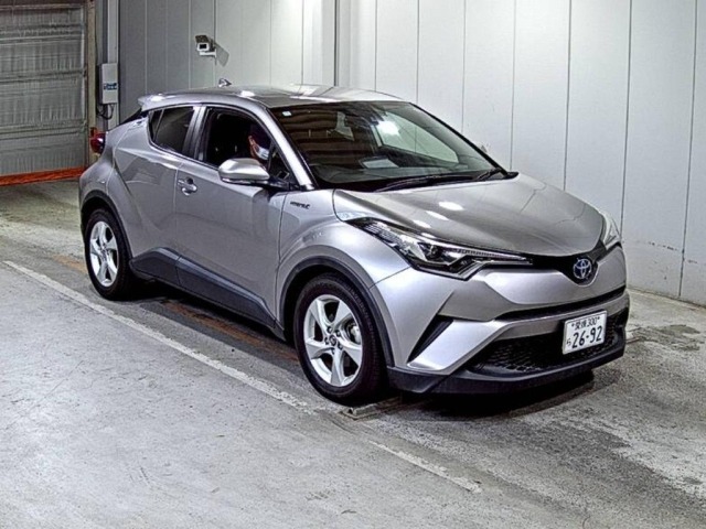 Toyota C-HR 2018 8240227-0