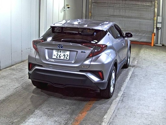Toyota C-HR 2018 8240227-5